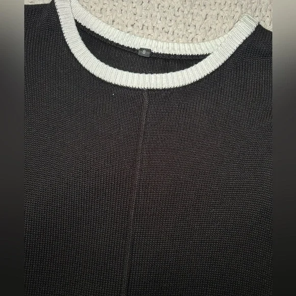 Cap sleeve sweater - Picture 5 of 5